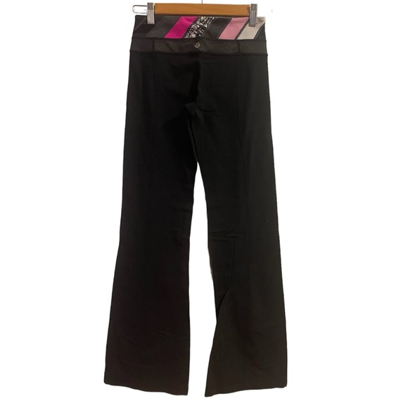 Lululemon Reversible Groove Pants black/black pink white  Mid Rise 4 Flare - Picture 3 of 10
